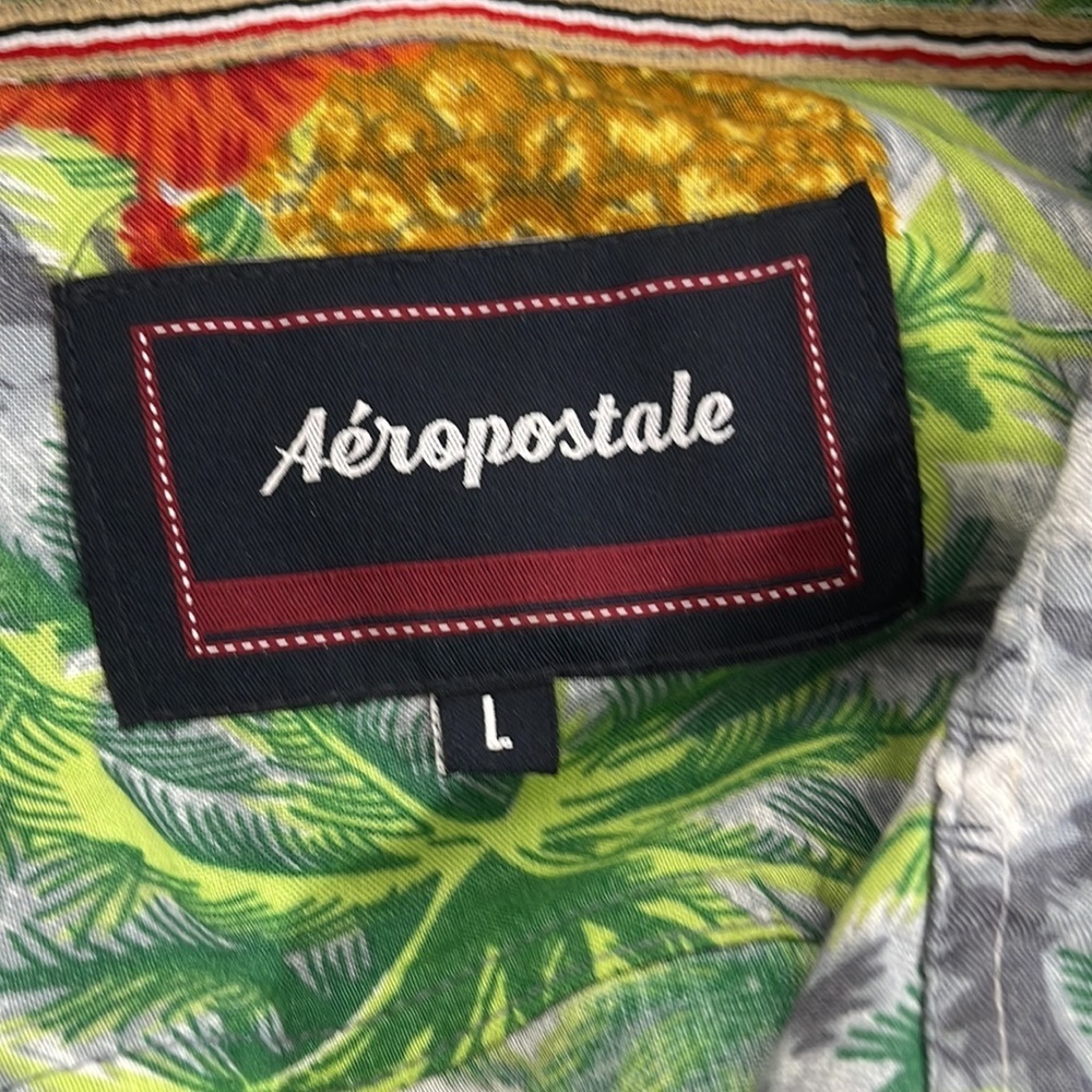 Aeropostale Shirt Pineapple Hibiscus Hawaiian Mens Short Sleeve Size Large - Picture 7 of 8